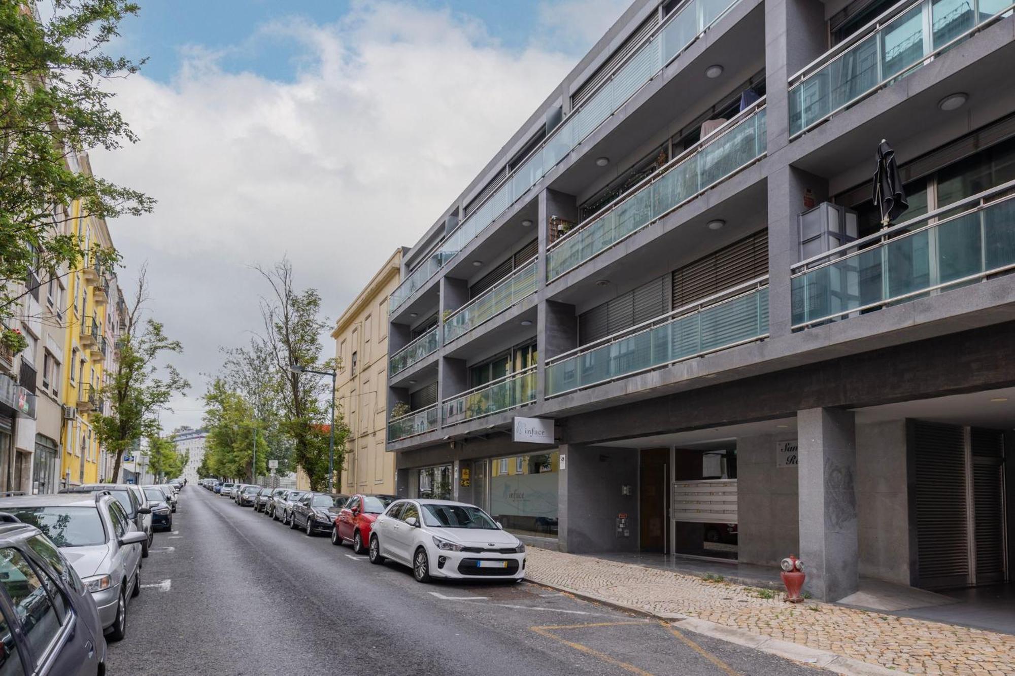 Bright 2Bdr Duplex With Balcony By Lovelystay Lisbon Exterior photo